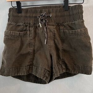 Athleta Olive Green Linen Shorts Size 0 Drawstring Waist